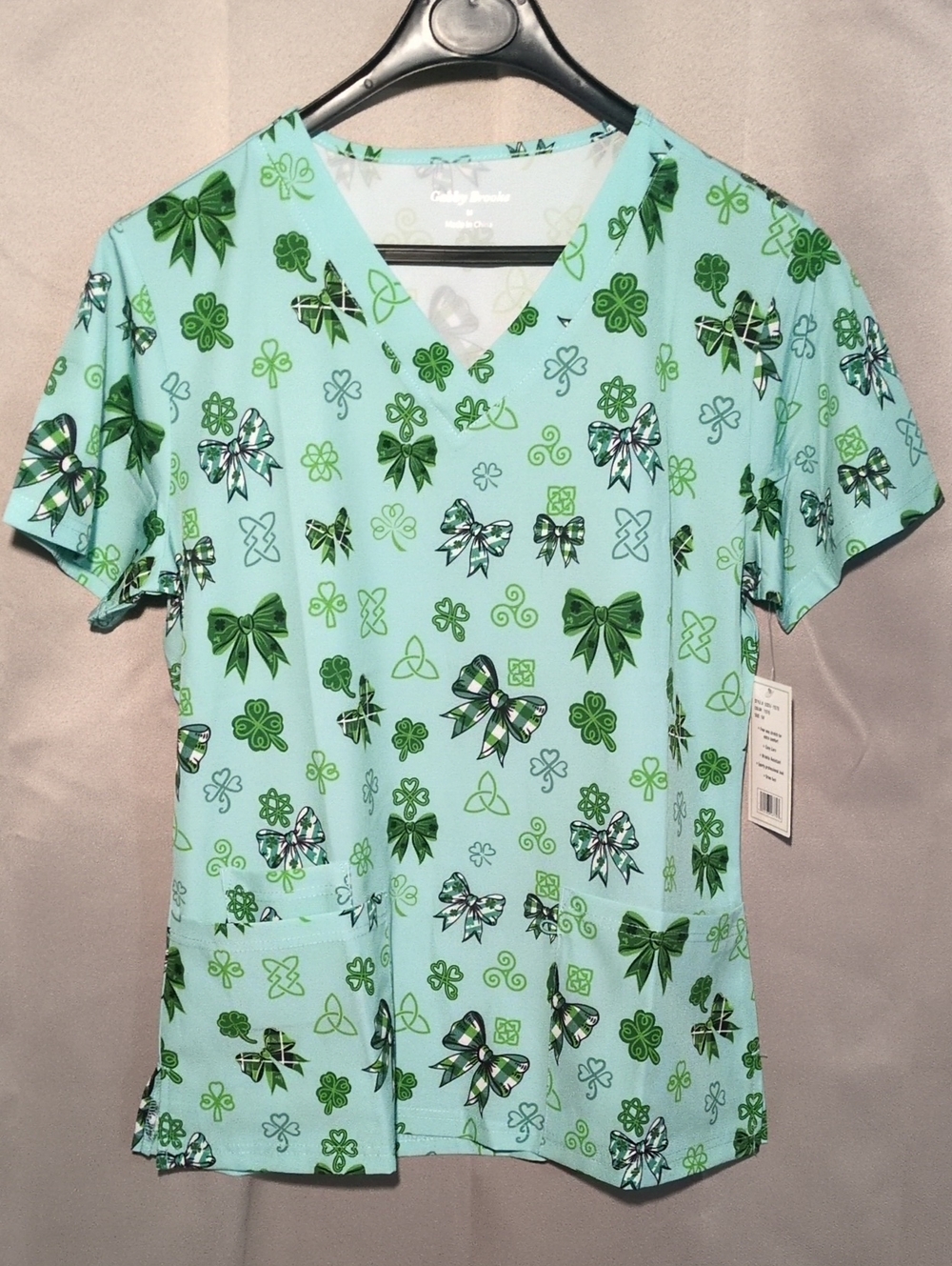 Aqua St Patrick's Green Bow & Clover Print Scrub Top
